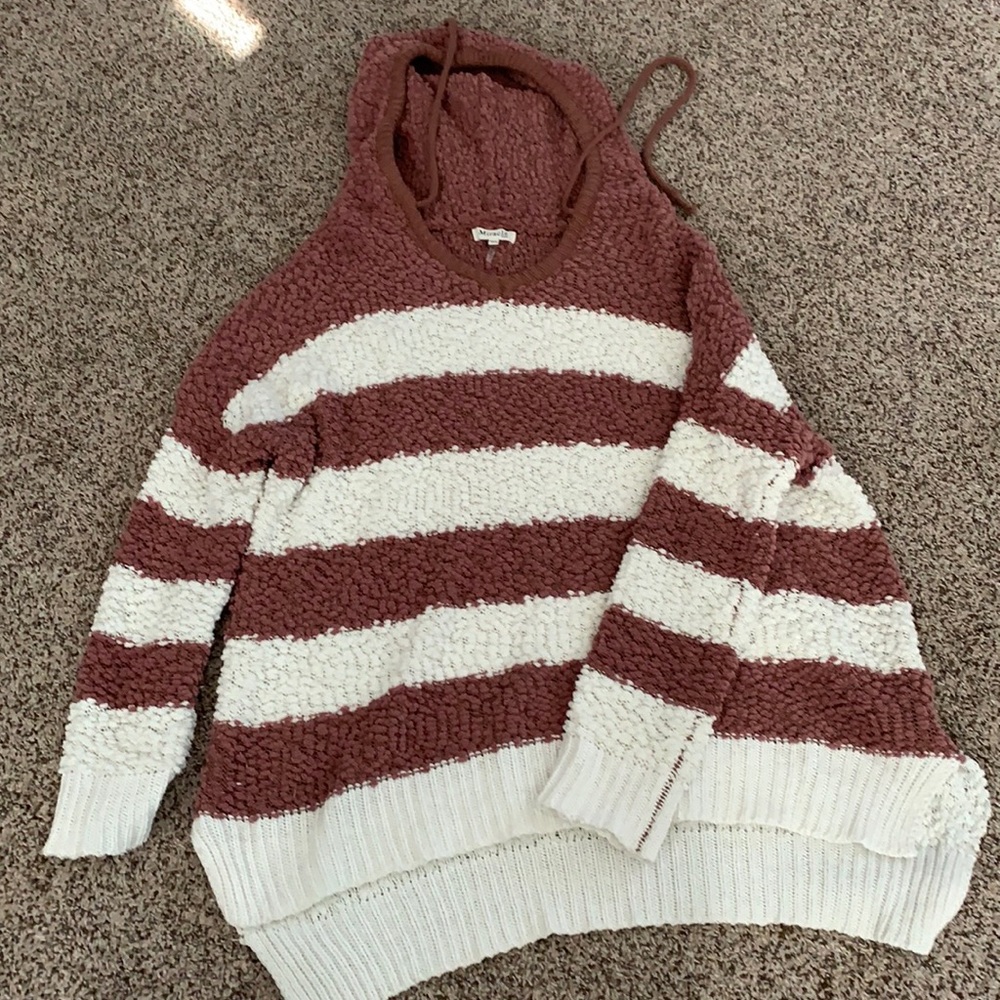 Miracle hooded sweater
